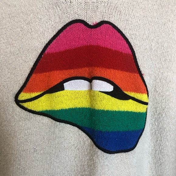 Torrid Raglan Hoodie Rainbow Lip Sweater Size Torrid 2  2X - Picture 3 of 10